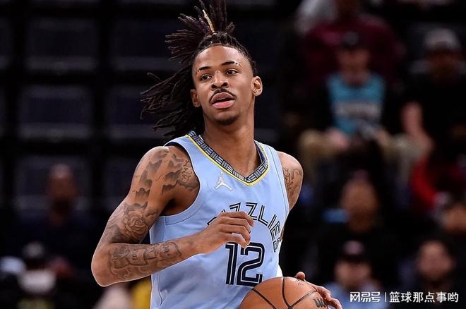 这也行？孟菲斯灰熊窗口期官宣签约Uzi在TL比赛中战术调整，费城76人集结日状态回暖的简单介绍